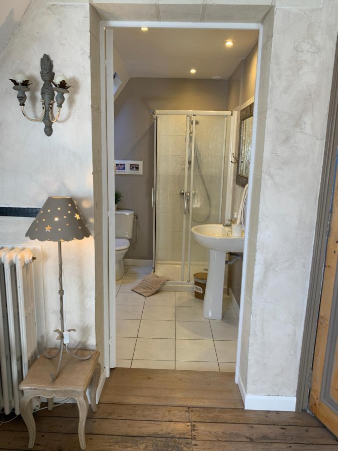 L'Ange Est Reveur Bed & Breakfast Langeais Bagian luar foto